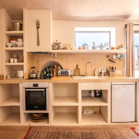 Appt Moderne- Ac-2Br-3P - Beach 5Min-St-Tropez شقة *